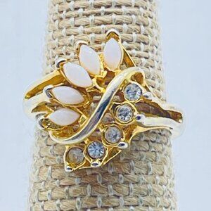 Vintage Gold Tone Cocktail Ring White Marquise Accents And Clear Rhinestones
